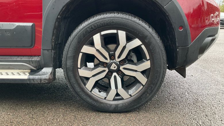 Dacia Duster 1.0 TCe 100 Prestige 5dr Bi Fuel Estate